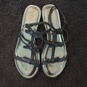 Unisa Bow Sandals